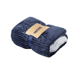 Deken Karovix donkerblauw onbedrukt