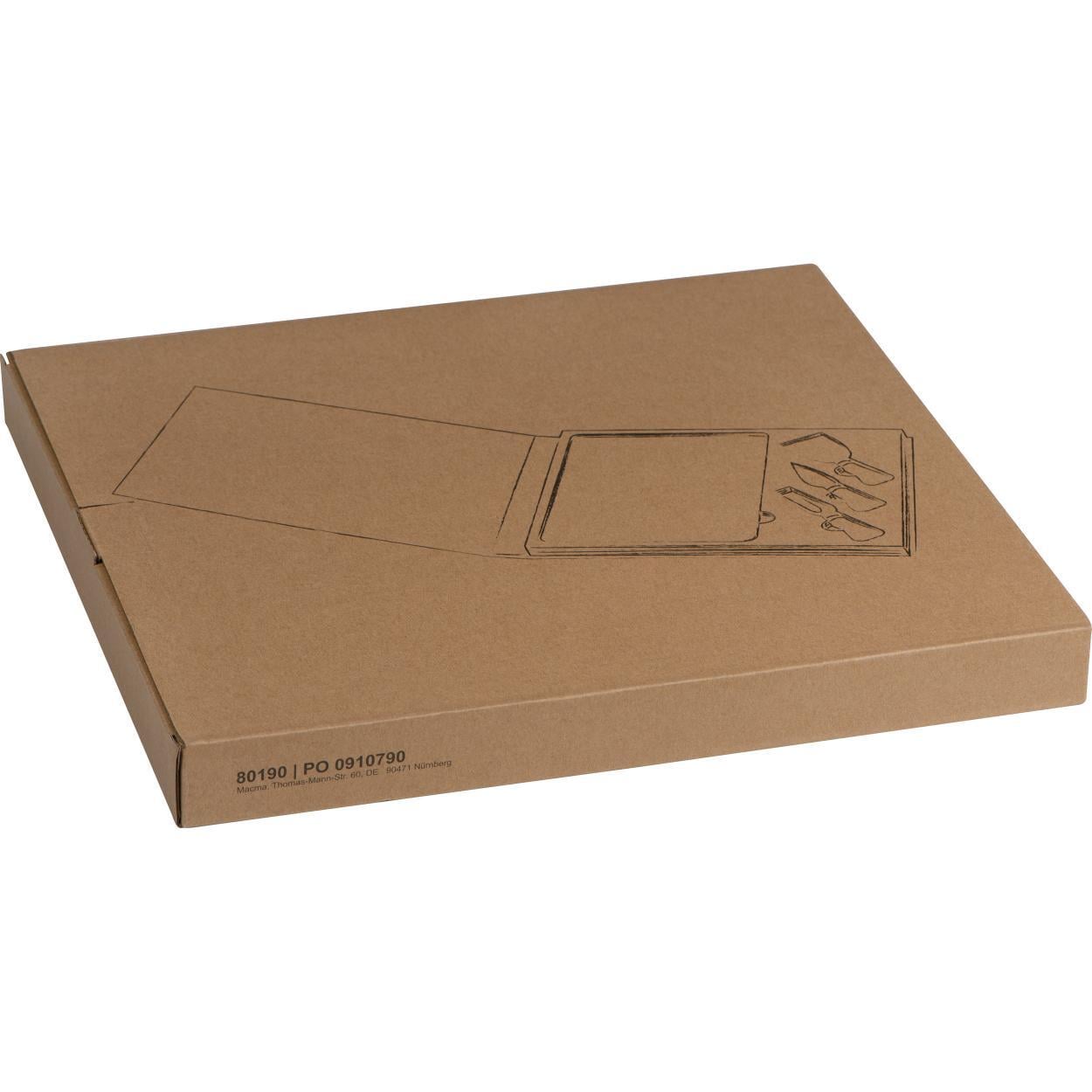 Kaasplank met verschillende assecoirres sample