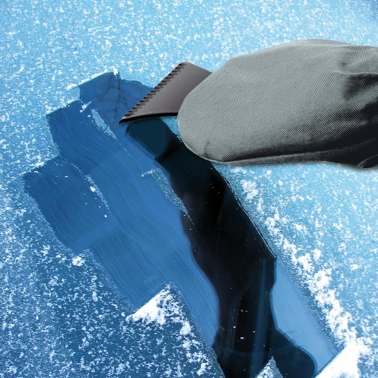 IJskrabber met handschoen sample