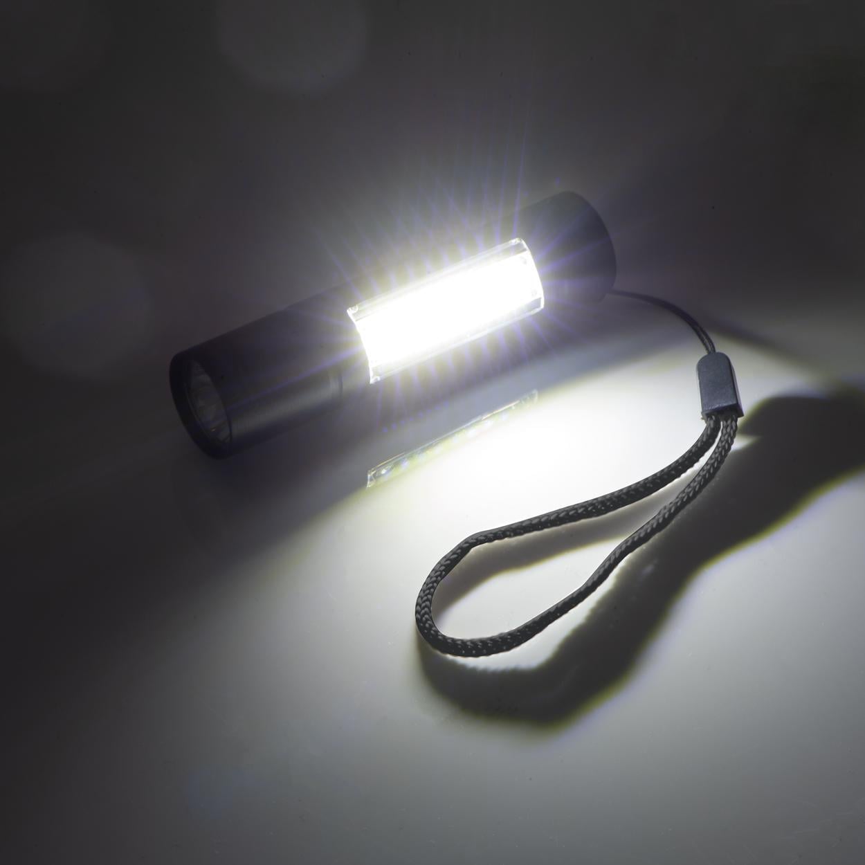 Accu zaklamp 530