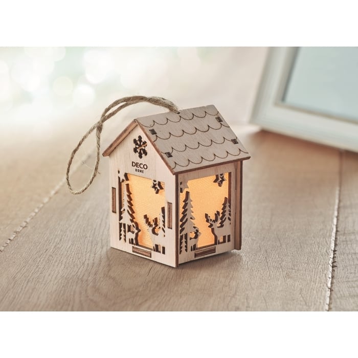 Huisje met licht sample