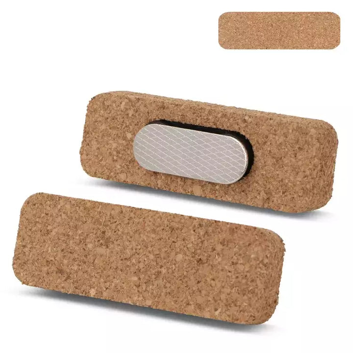 Naambadge van kurk met magneet sample