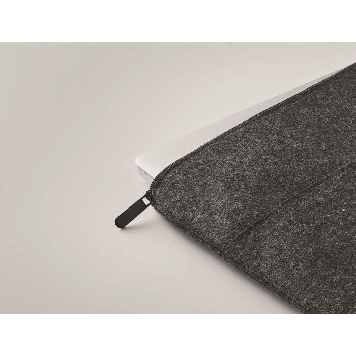 RPET vilten laptoptas TOPLO sample