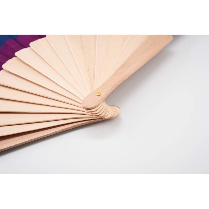 Houten regenboog handwaaier BOWFAN sample