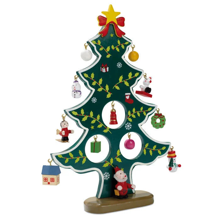 Houten kerstboom met decoratie sample